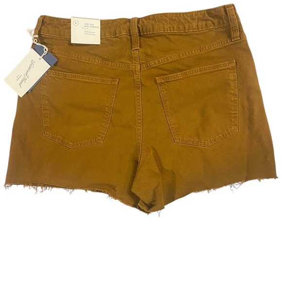Universal Thread Shorts - Picture 2 of 3